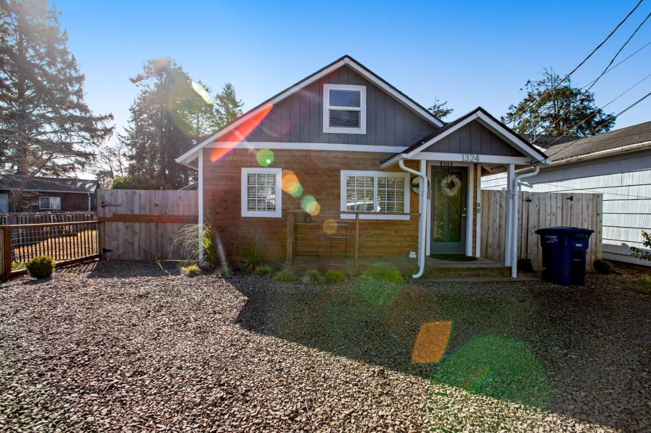 Siletz Bay Getaway Villa Lincoln City Eksteriør billede
